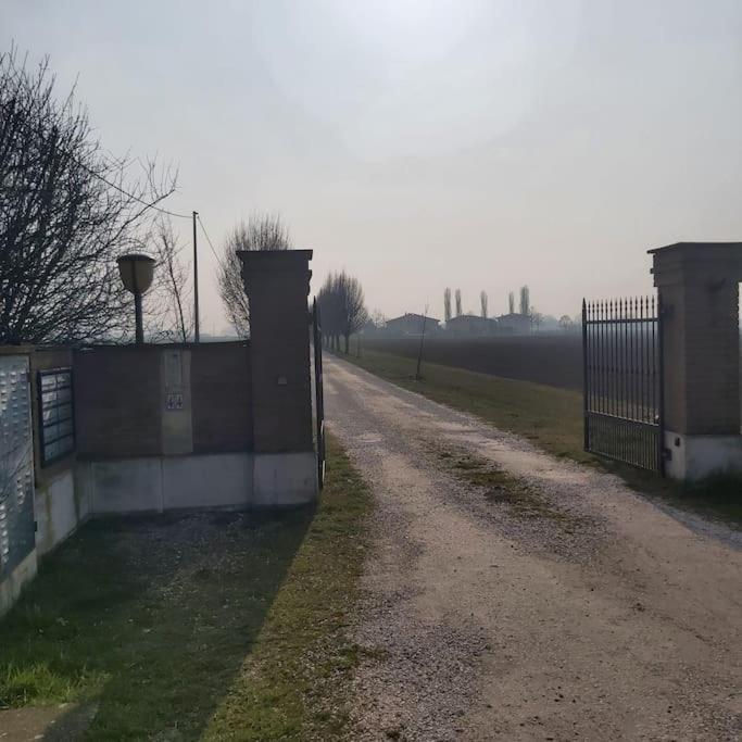 Вилла Casa Il Giuggiolo, Relax Nella Motor Valley Сант-Агата-Болоньезе Экстерьер фото